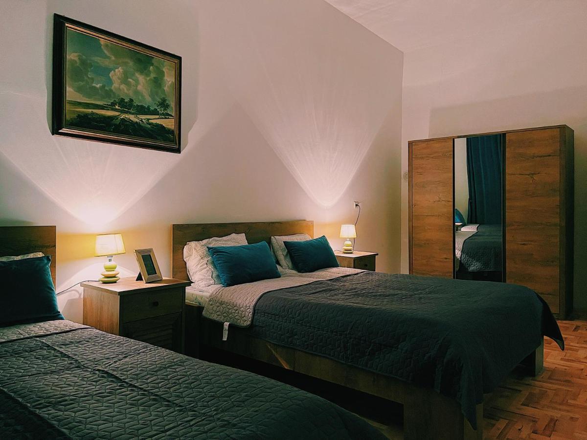 Le Royal Suites Sarajevo - City Center Buitenkant foto