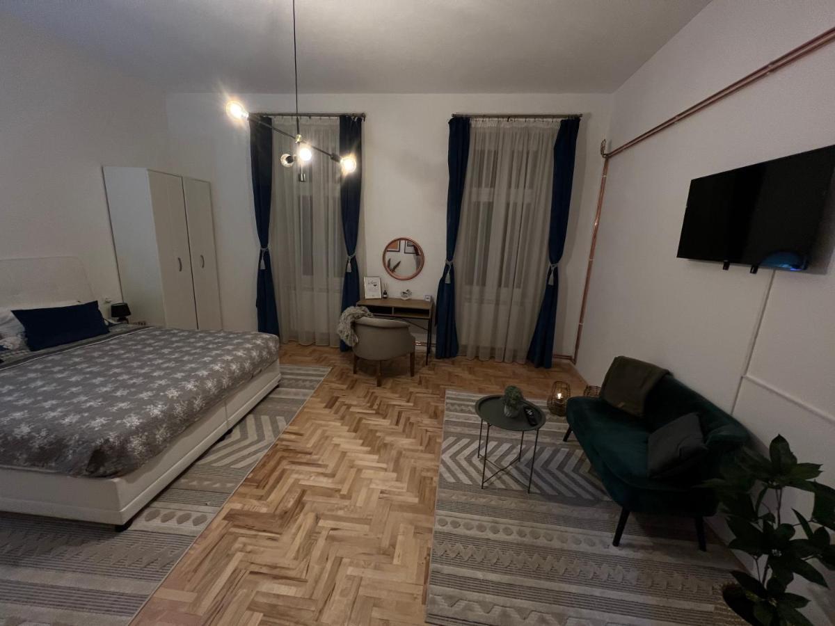 Le Royal Suites Sarajevo - City Center Buitenkant foto