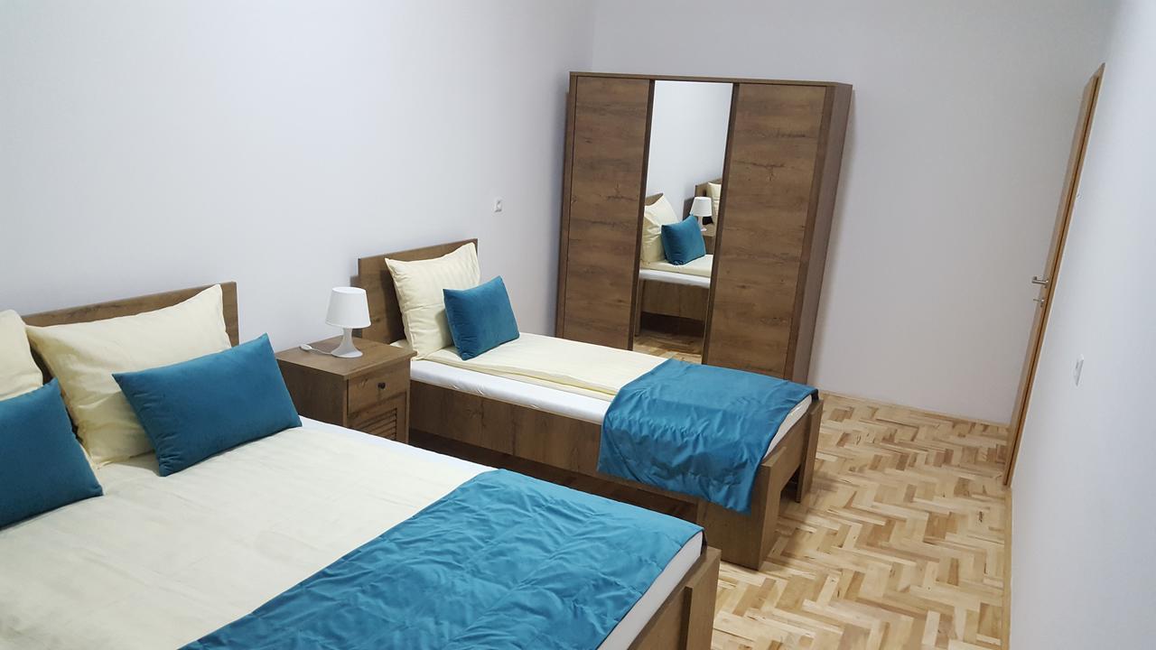 Le Royal Suites Sarajevo - City Center Buitenkant foto